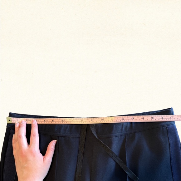 St. John Women’s Designer Luxury Navy Pull On Crepe Wide leg Pants - Size Large - Picture 4 of 14